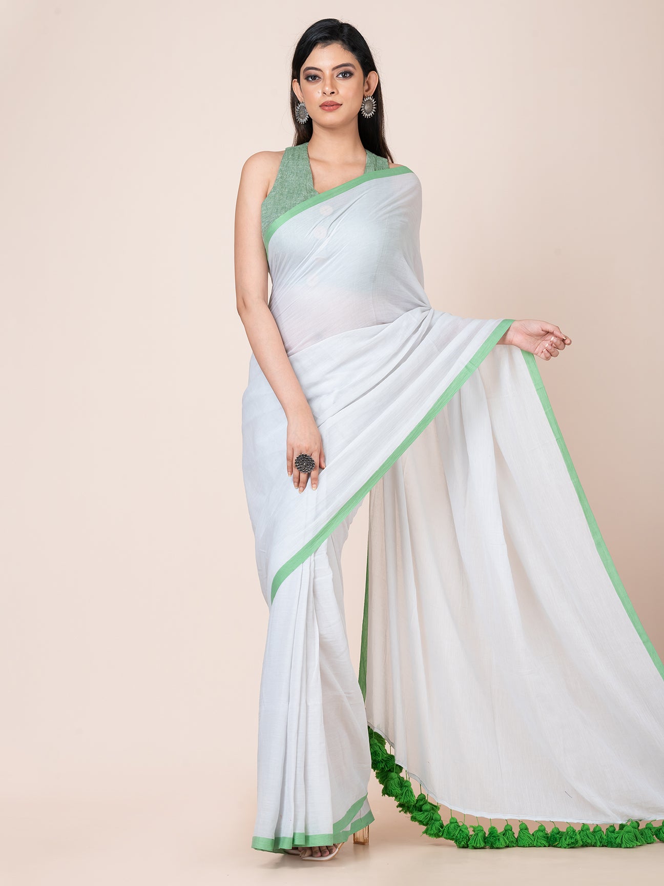 Misty - Pure cotton solid saree with contrast border and contrast tassels || Fog Grey