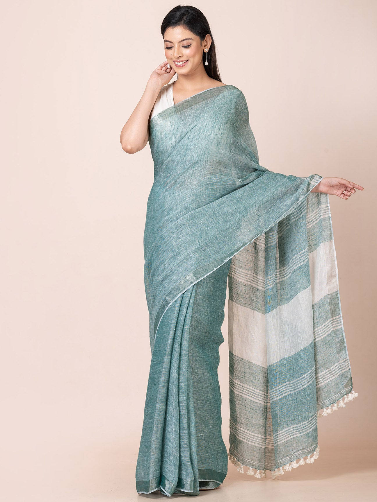 Ocean Mist - Pure Linen Solid Saree With Zari Border || Teal