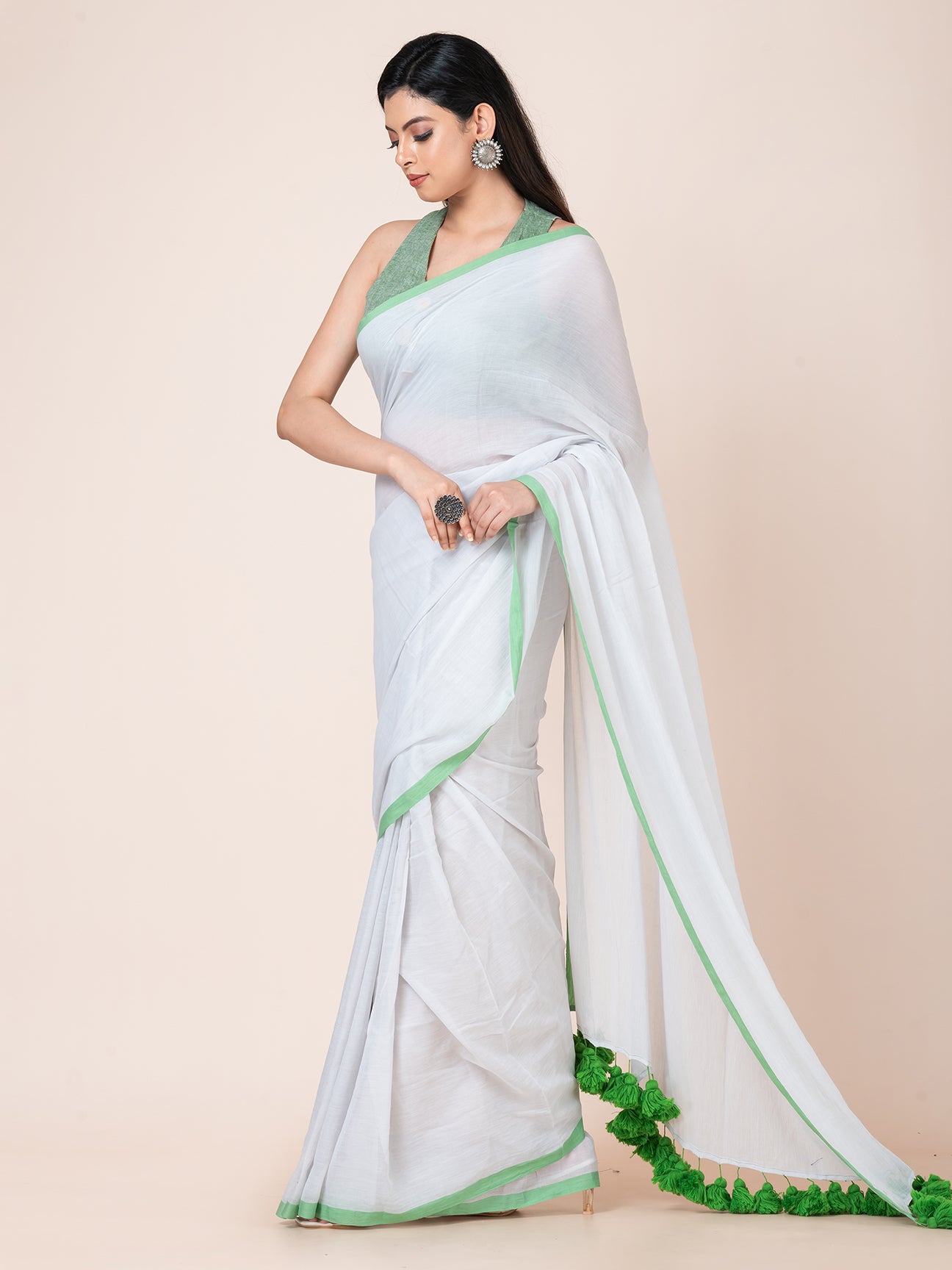 Misty - Pure cotton solid saree with contrast border and contrast tassels || Fog Grey